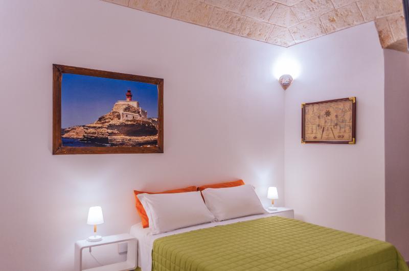 Melo Accommodations Бари Экстерьер фото