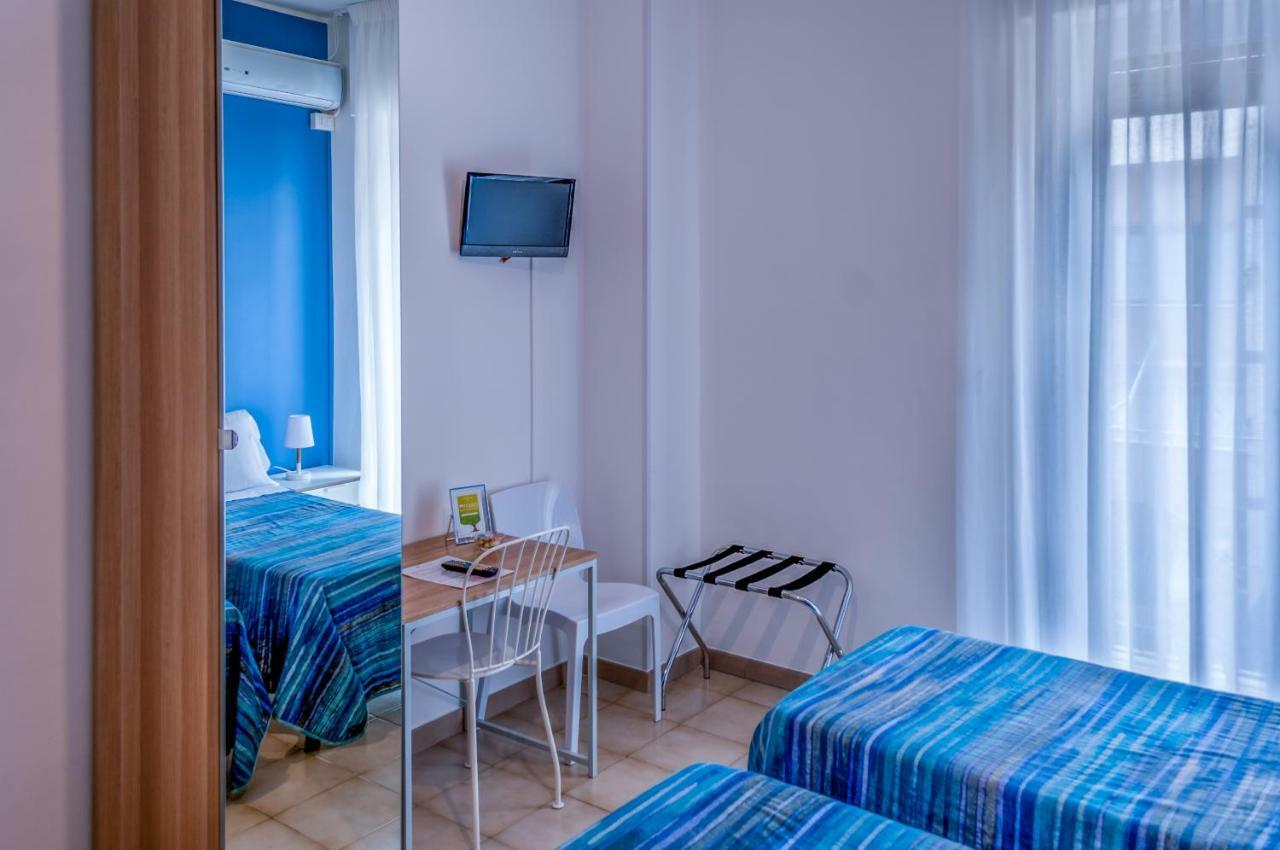 Melo Accommodations Бари Экстерьер фото