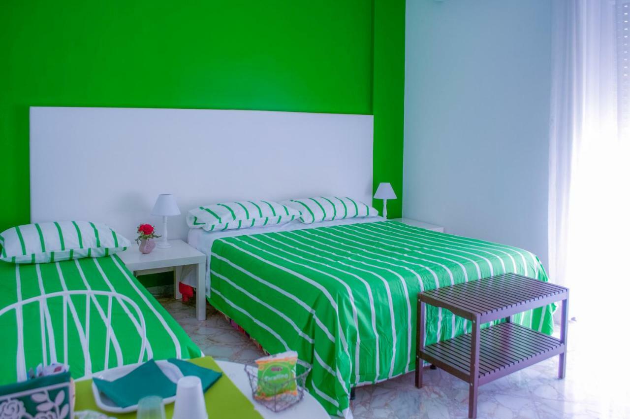 Melo Accommodations Бари Экстерьер фото