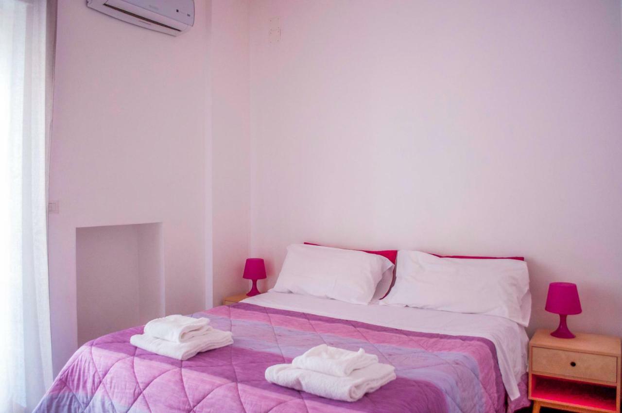 Melo Accommodations Бари Экстерьер фото