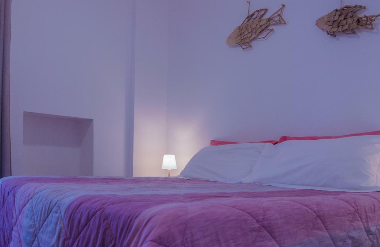 Melo Accommodations Бари Экстерьер фото